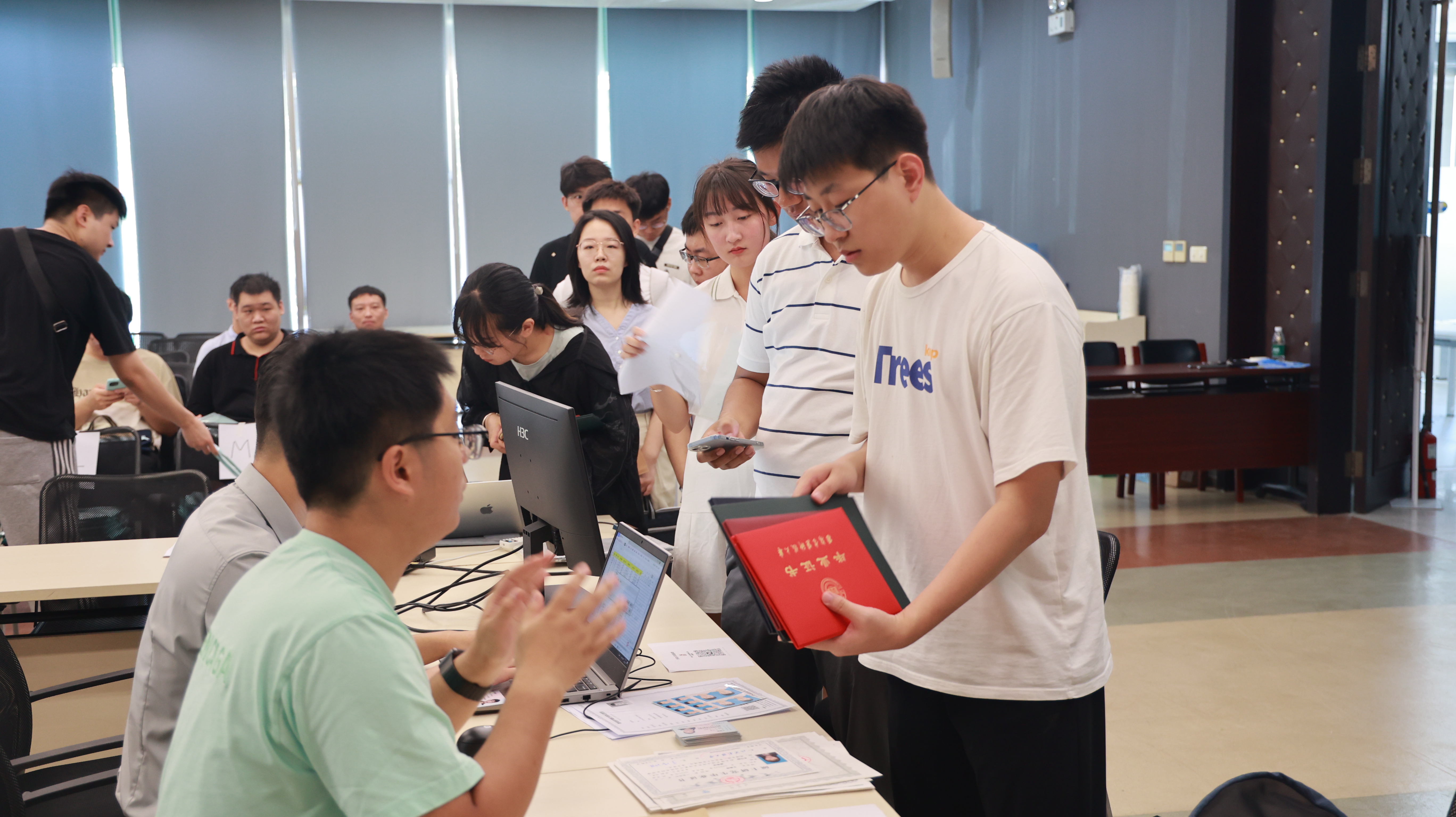 2023新生报到
