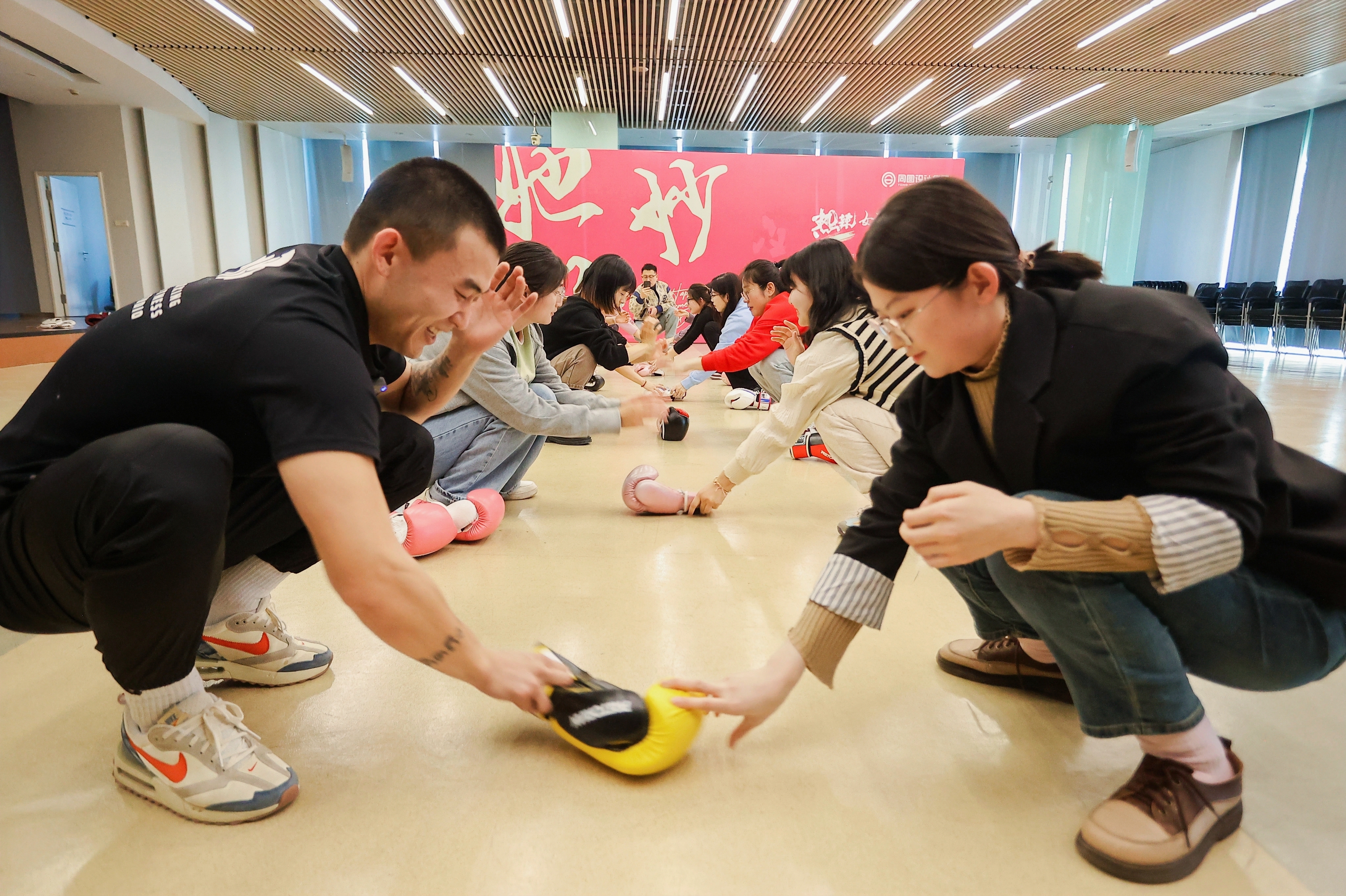 2024三八特别活动 (2)